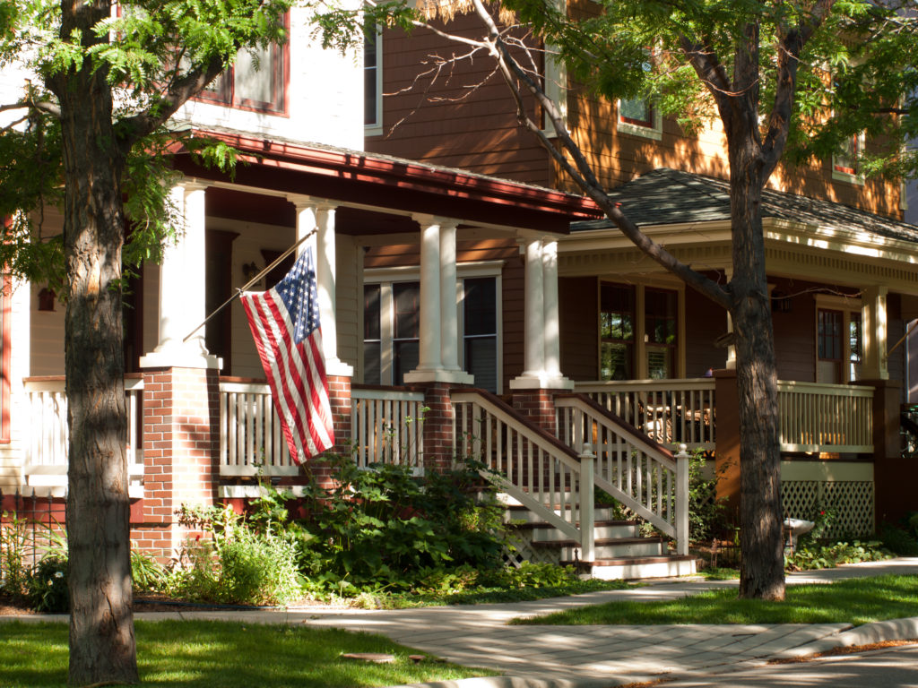 Featured: Attractive brick single-family home in neighborhood - Single-family housing is strong